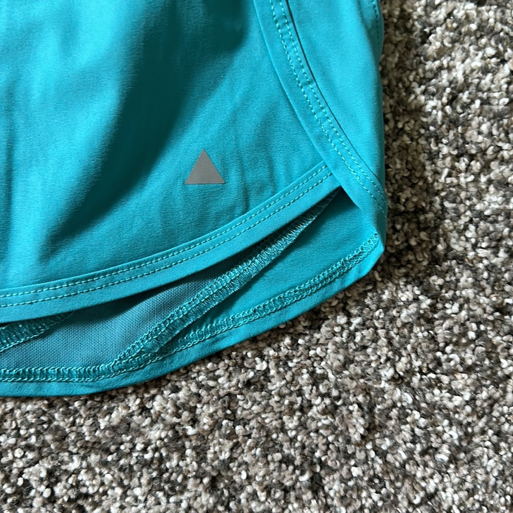 Balance Athletica (Vitality) Breeze shorts